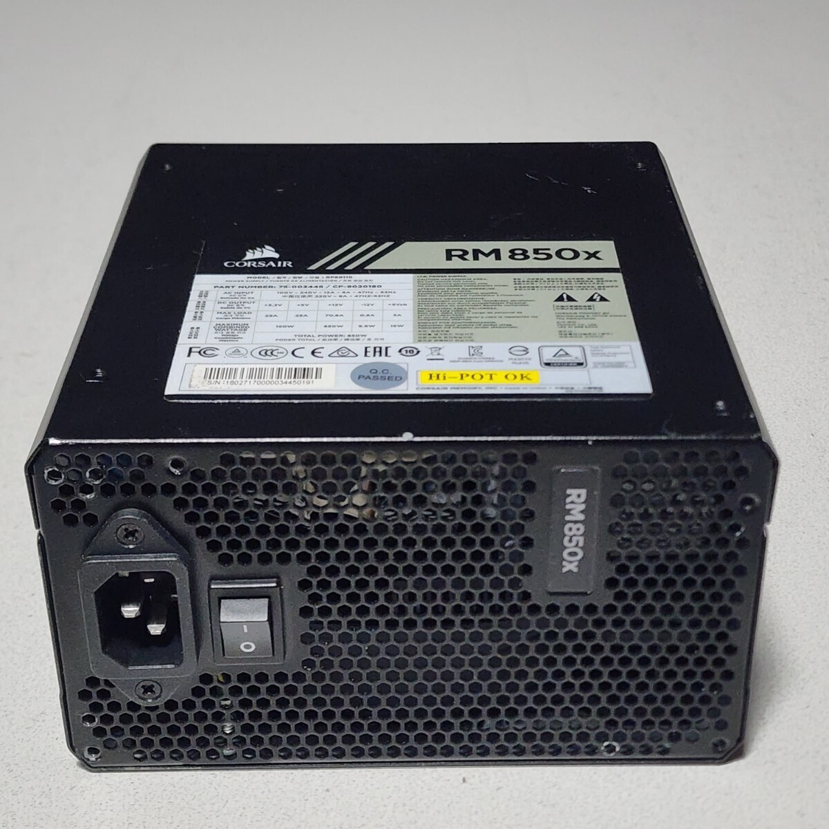 CORSAIR RM850x(RPS0110) 850W 80PLUS GOLD認証 ATX電源ユニット CORSAIR RM850x(RPS0110) 850W 80PLUS GOLD認証 ATX電源ユニット