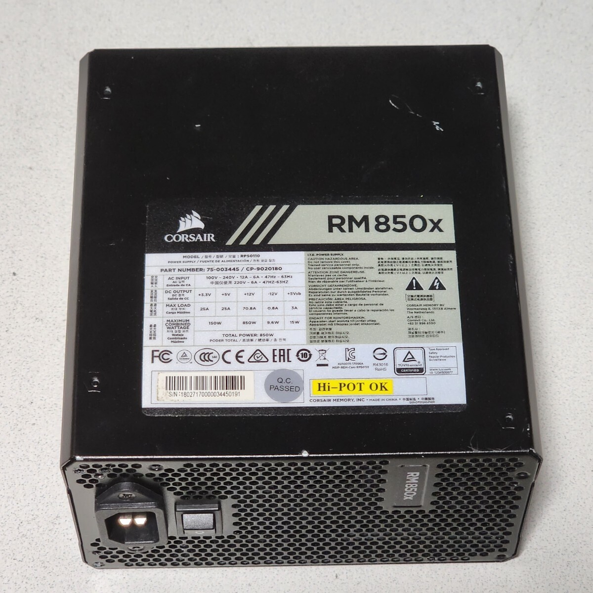 CORSAIR RM850x(RPS0110) 850W 80PLUS GOLD認証 ATX電源ユニット フルプラグイン 動作確認済み PCパーツ (1)の画像2