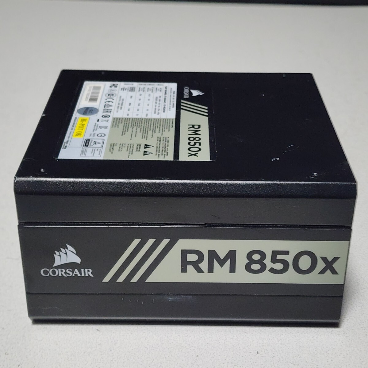 CORSAIR RM850x(RPS0110) 850W 80PLUS GOLD認証 ATX電源ユニット フルプラグイン 動作確認済み PCパーツ (1)の画像1