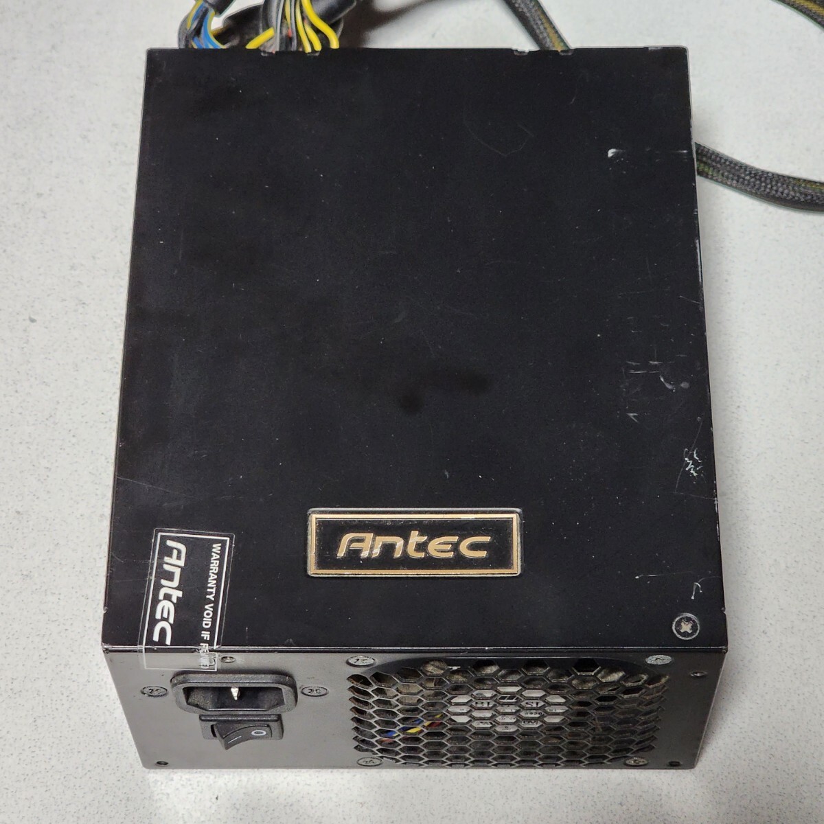 ANTEC Signature 850(SG-850) 850W 80PLUS BRONZE認証 ATX電源ユニット セミプラグイン 動作確認済み PCパーツの画像5