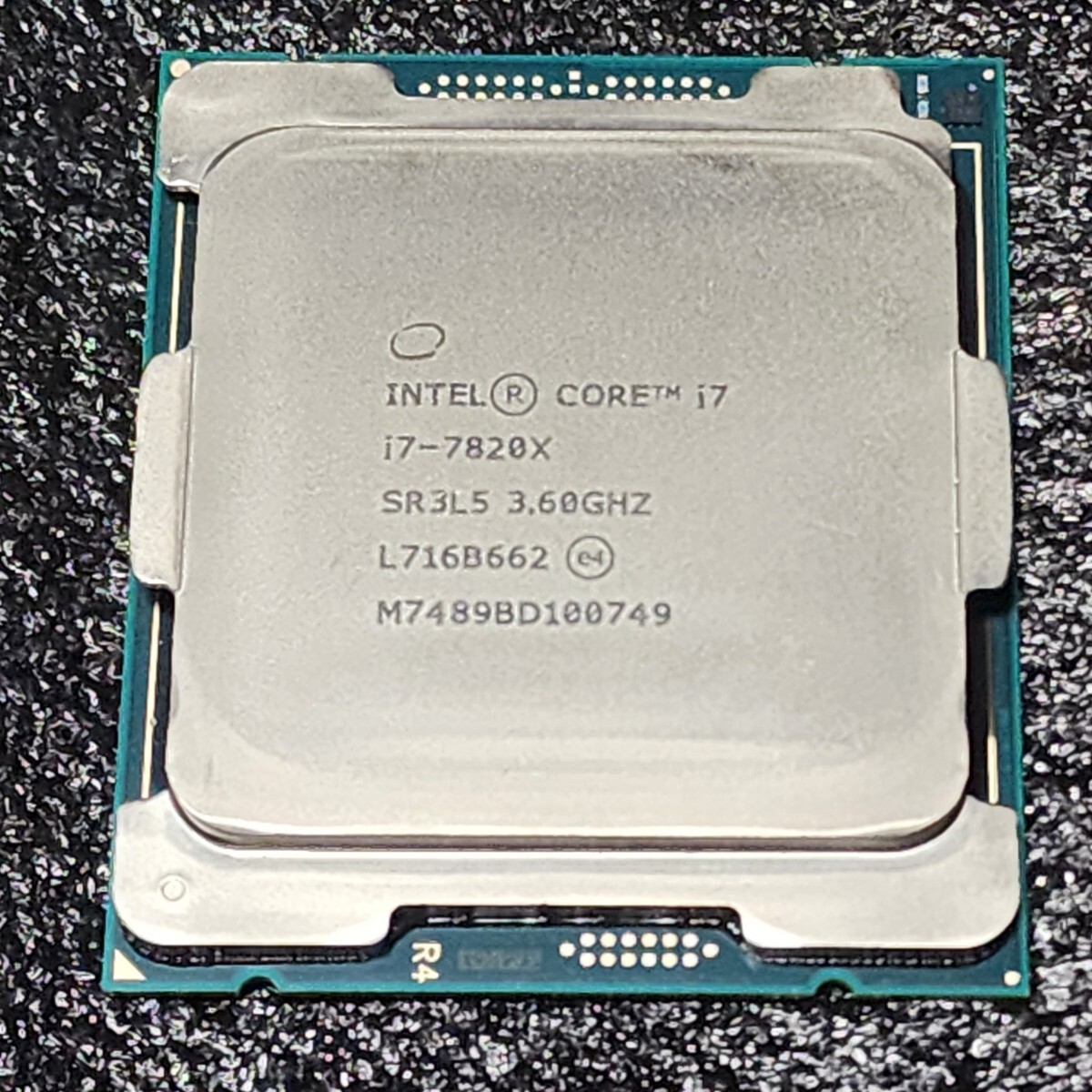 CPU Intel Core i7 7820X 3.6GHz 8コア16スレッド SkyLake-X LGA2066 PCパーツ インテル 動作確認済みの画像1