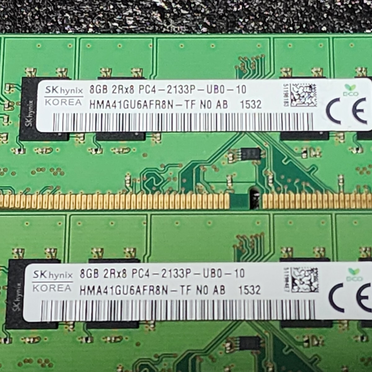 SK HYNIX DDR4-2133MHz 32GB (8GB×4枚キット) HMA41GU6AFR8N-TF 動作確認済み デスクトップ用 PCメモリ (2)_画像3