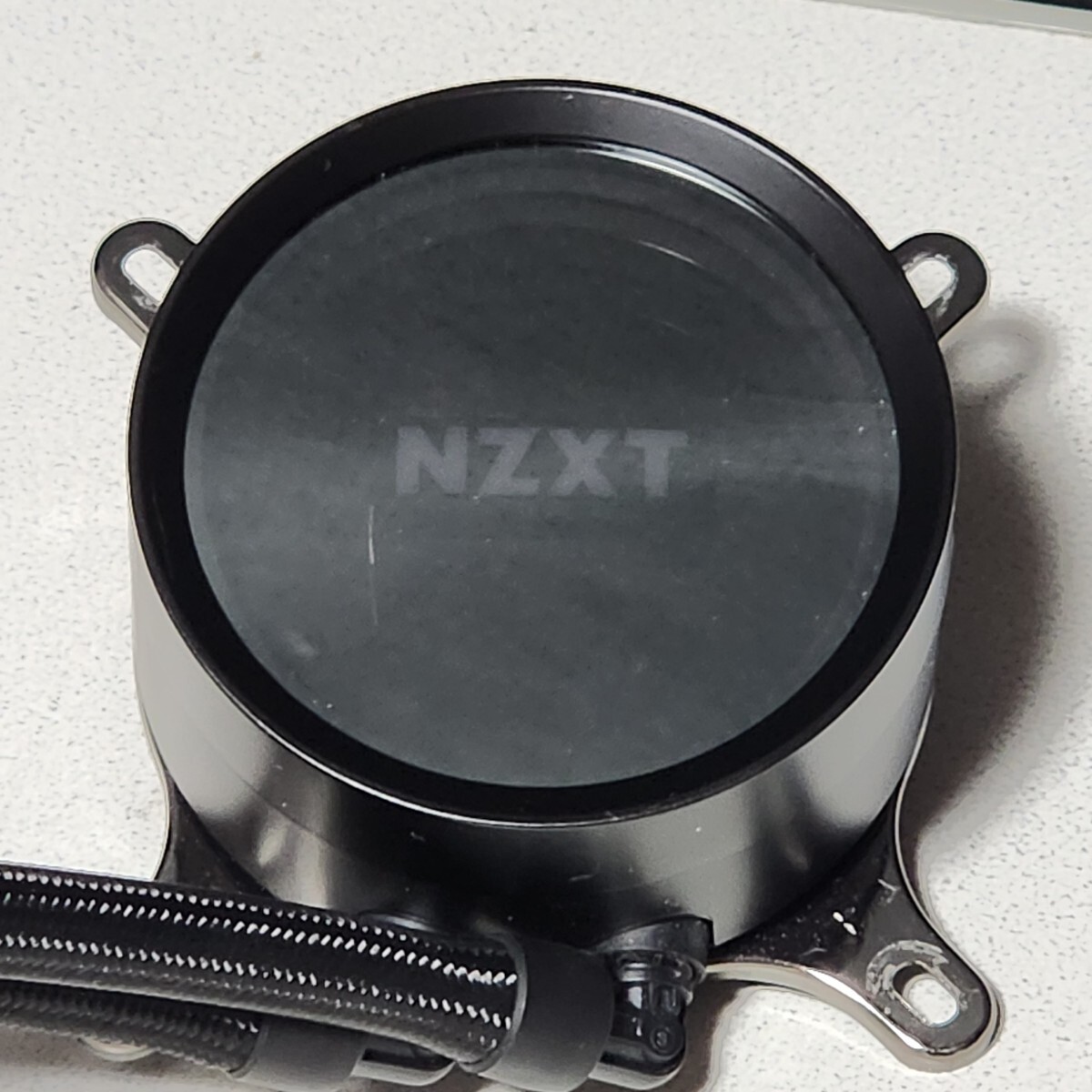 【送料無料】NZXT KRAKEN X73 360mm 簡易水冷型CPUクーラー LGA115X・LGA1200等対応 PCパーツ_画像3