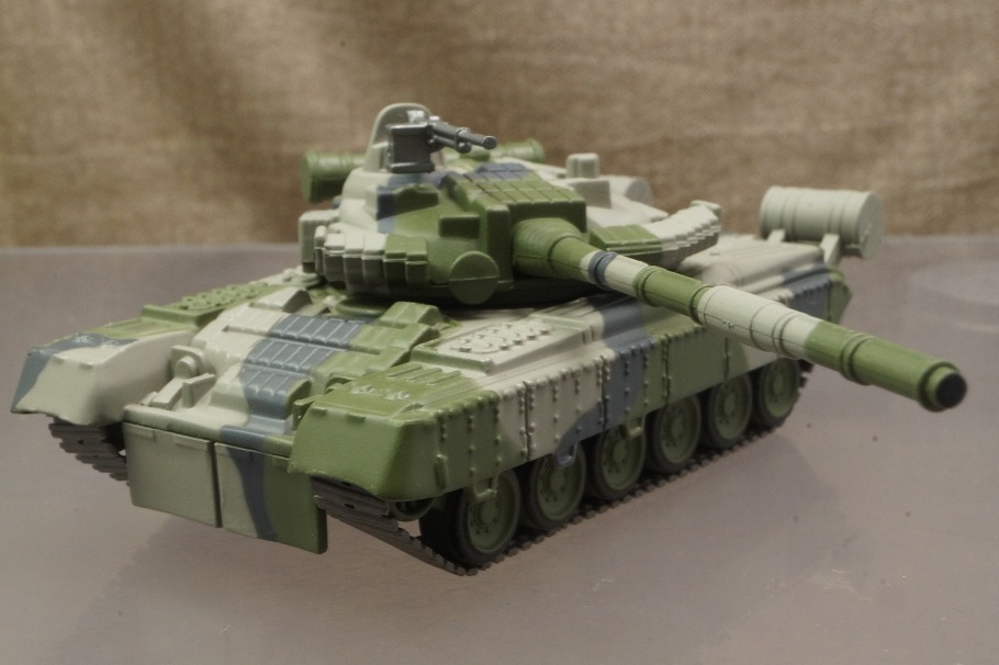 ★ソビエト 主力戦車 T-80　1/72　922044　Fabbri_画像8