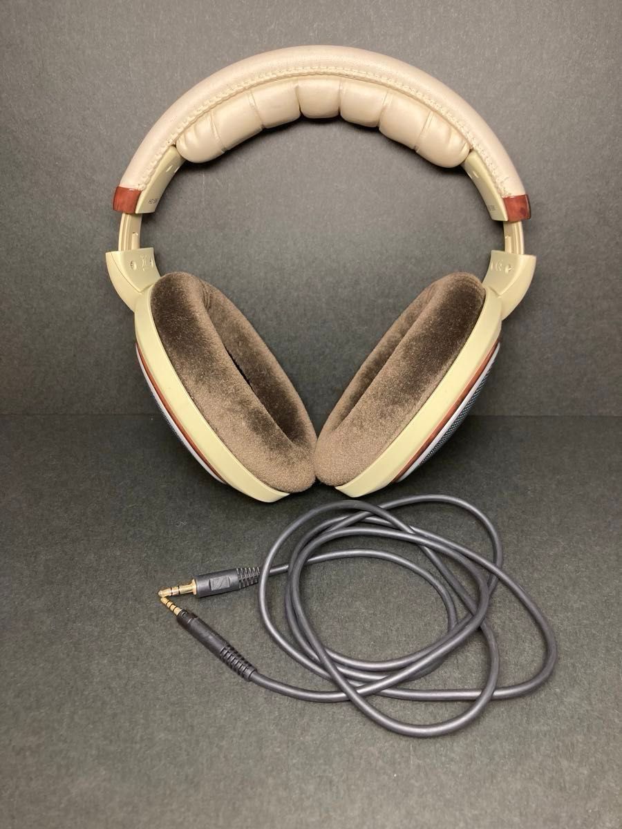 SENNHEISER HD598