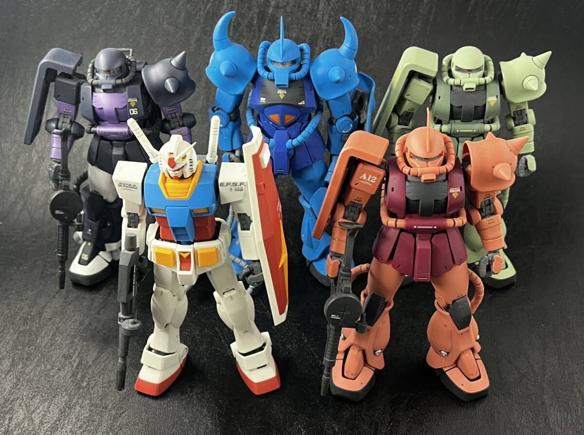 ■機動戦士ガンダム■1/100MG ガンダム/シャア専用ザク/量産型ザク/黒い三連星ザク/グフ■完成品_画像2