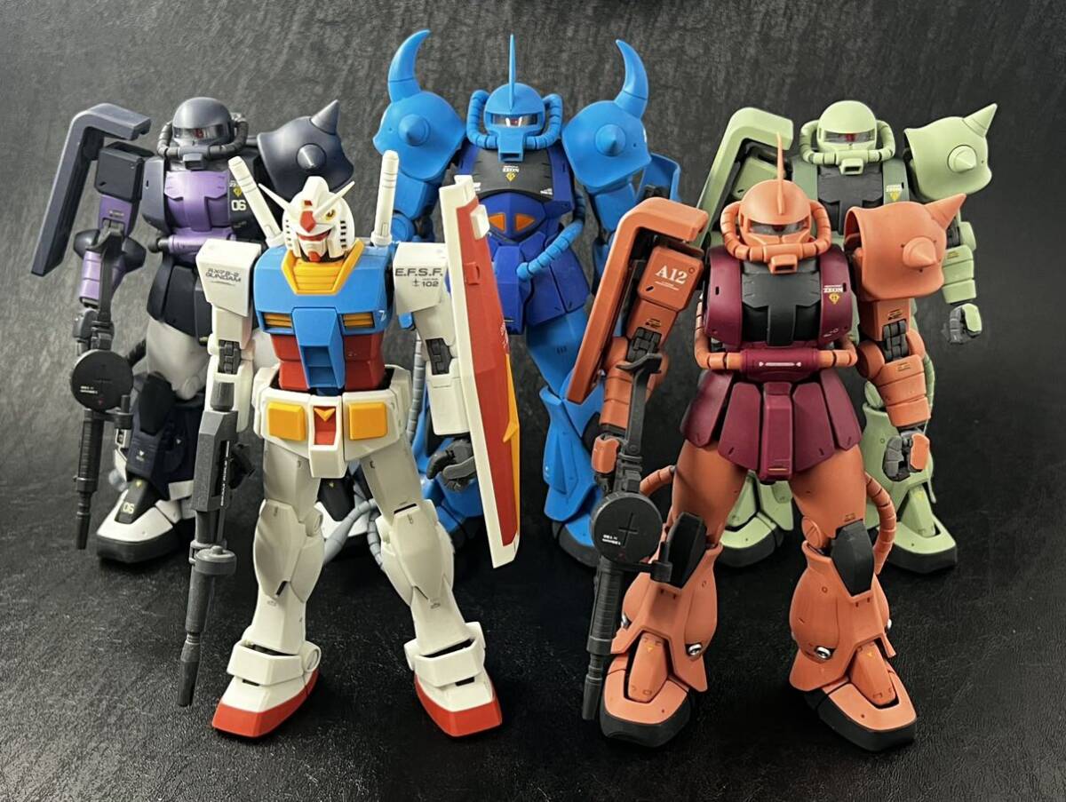 ■機動戦士ガンダム■1/100MG ガンダム/シャア専用ザク/量産型ザク/黒い三連星ザク/グフ■完成品_画像1