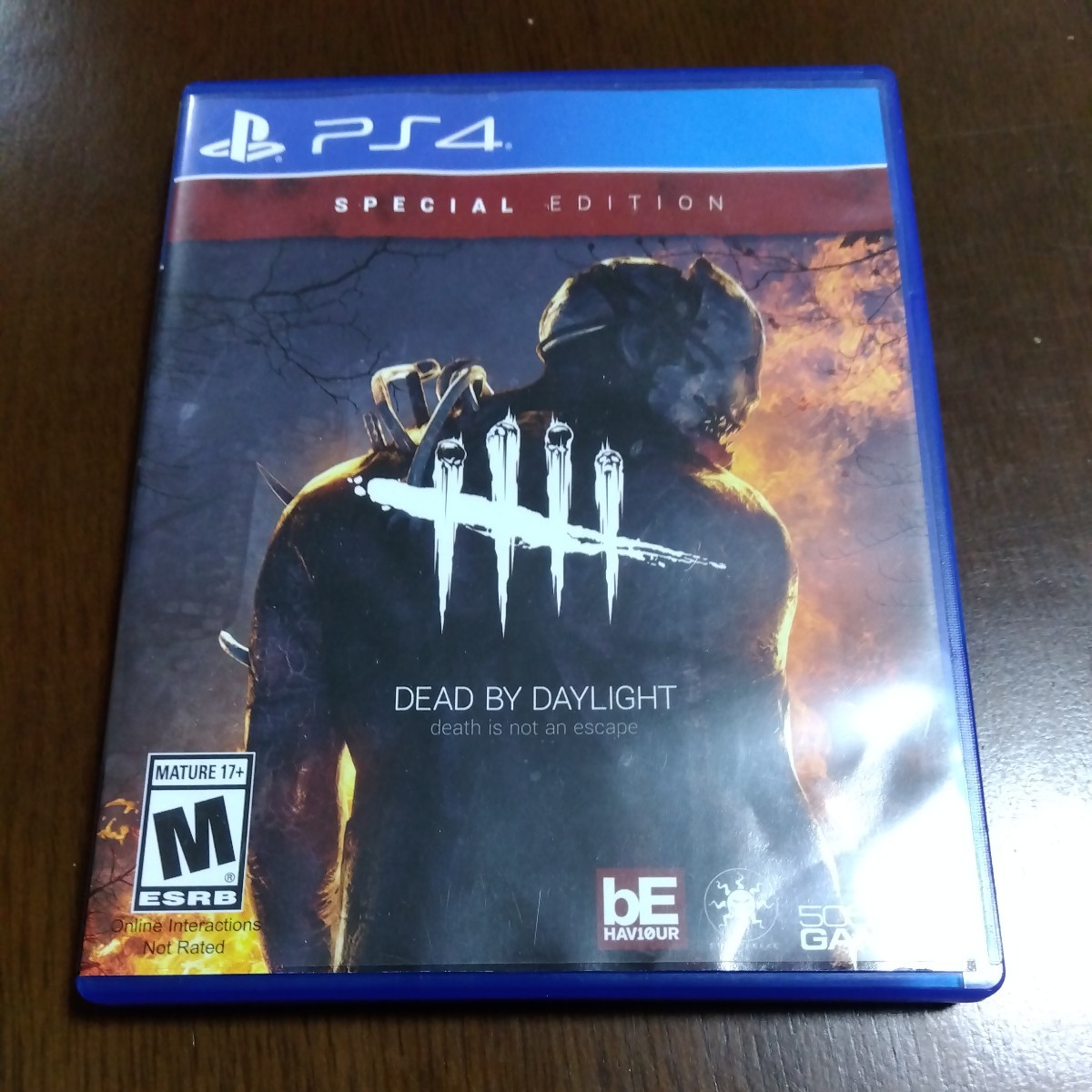 即決　PS4 DEAD BY DAYLIGHT_画像1