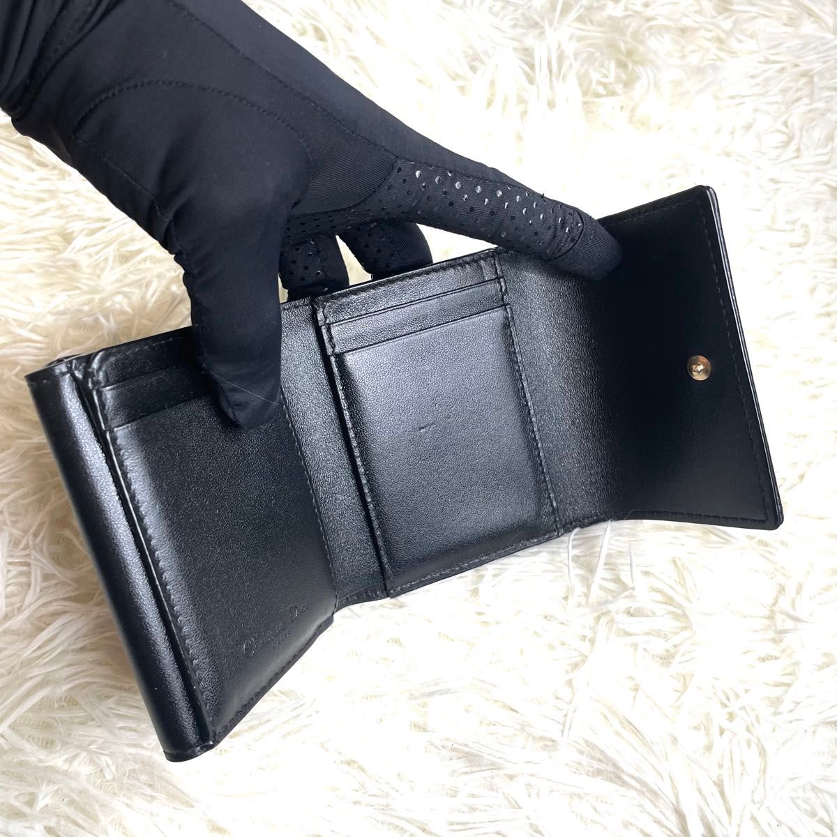 極美品 / Dior クリスチャンディオール レディディオールロータスウォレット 三つ折り財布 カナージュライン ブラック