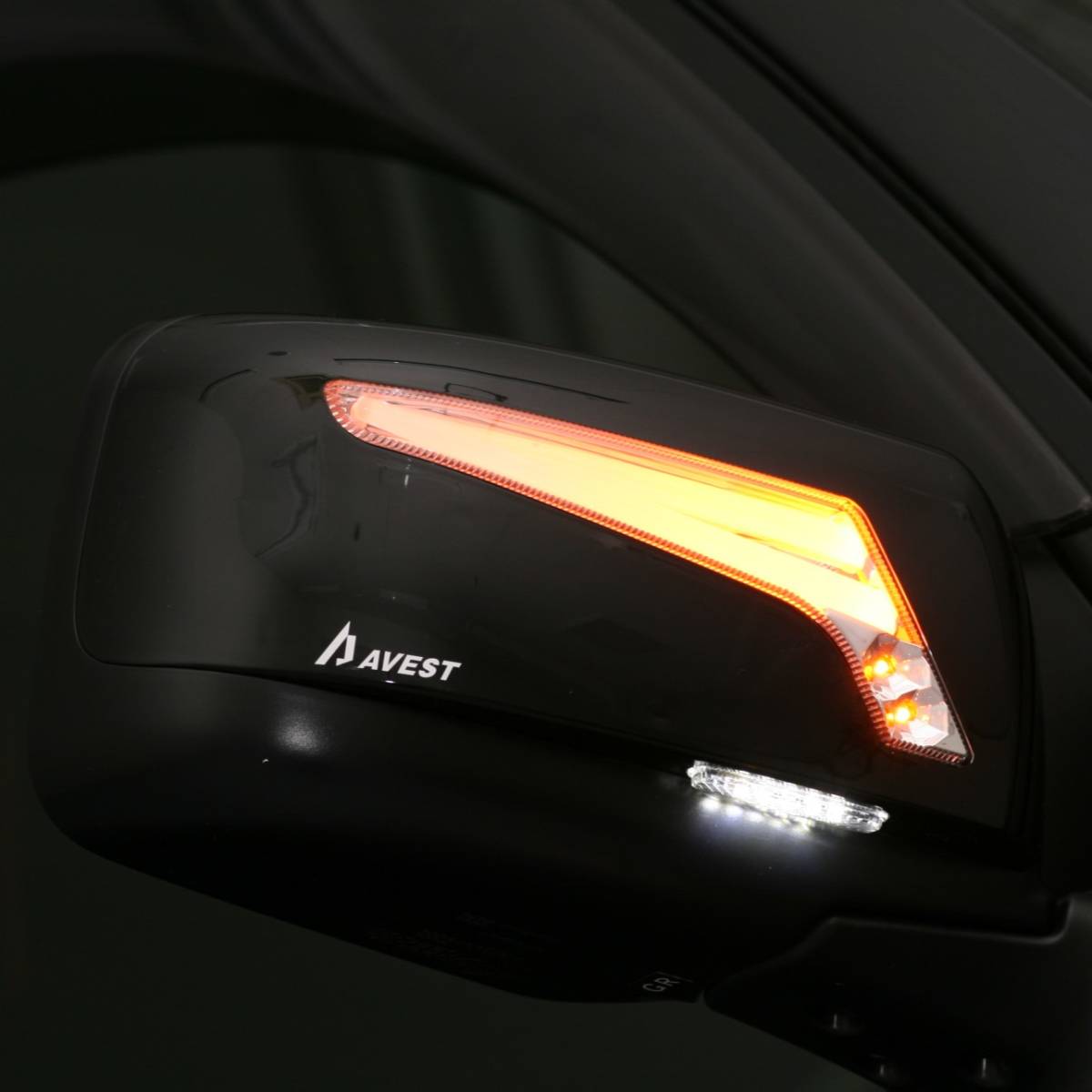 前期ＮＶ350 E26 キャラバン用 LEDドアミラーウィンカー付カバー左右★白ポジ ウェルカムＬＥＤ QAB◆未使用 AVEST アベスト 生産終了 絶版の画像3