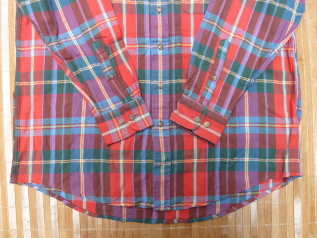 USED 2000年代 GANT 厚地 Cotton ボタンダウン・チェックシャツ US/L JP/2XL位 _フロント裾・袖先