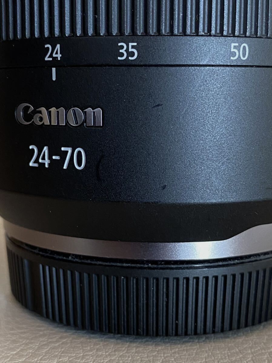 【美品】キヤノン（Canon）【大三元】RF標準ズームレンズ RF24-70mmF2.8L IS USM 元箱付きの画像9