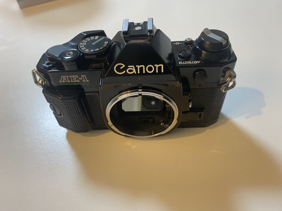 1円から入札　Canon AE-1 PROGRAM フィルム一眼レフ フィルムカメラ CANON _画像1