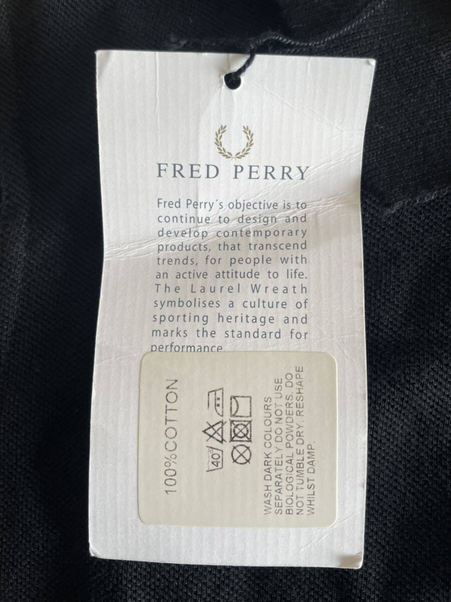 新品　タグ付き　FRED PERRY　フレッドペリー　ポルトガル製　半袖　ポロシャツ　ブラック　刺繍ロゴ　38号　レディース　Mサイズ　未使用_画像6