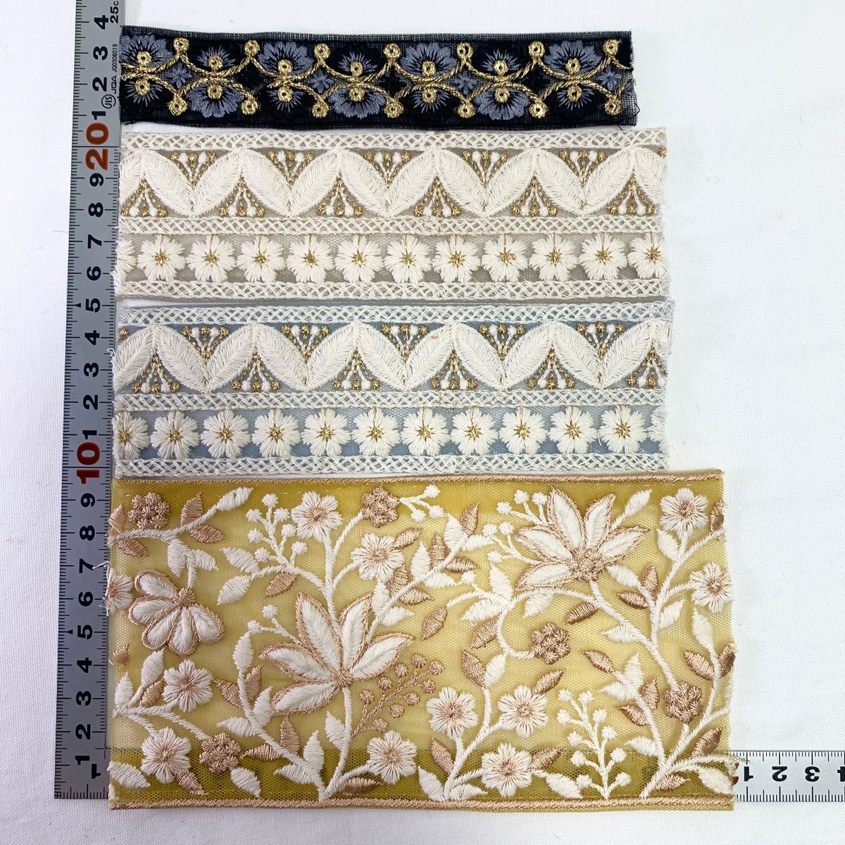 インド刺繍リボン　ハギレパック　A-198