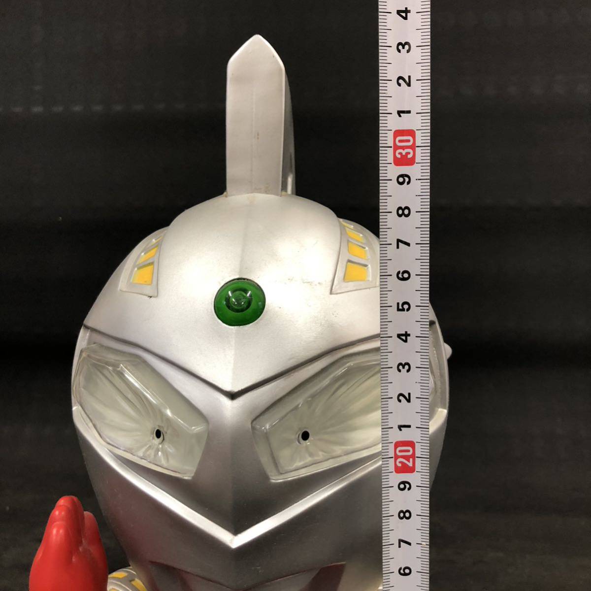 R982【 ウルトラセブン 貯金箱 】ウルトラマン BIGサイズ フィギュア 特撮 ヒーロー 雑貨 昭和レトロ 現状品_画像4