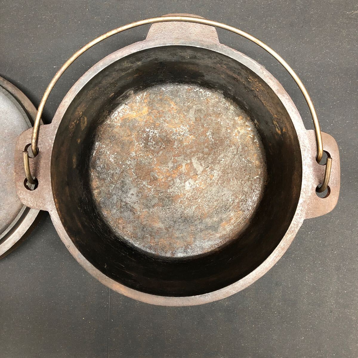 H592 Woolrich ウールリッチ アウトドア ダッチオーブン 鉄鍋 約22cm 現状品の画像4