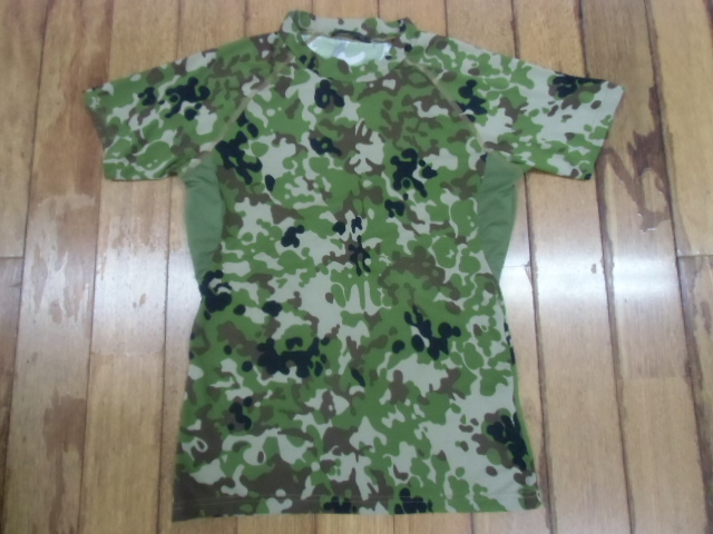 F-7 ミリタリー サバゲー コンバット トレーニングシャツ 自衛隊 迷彩 カモフラ アンダー Tシャツ Mサイズ 送料198円_画像1