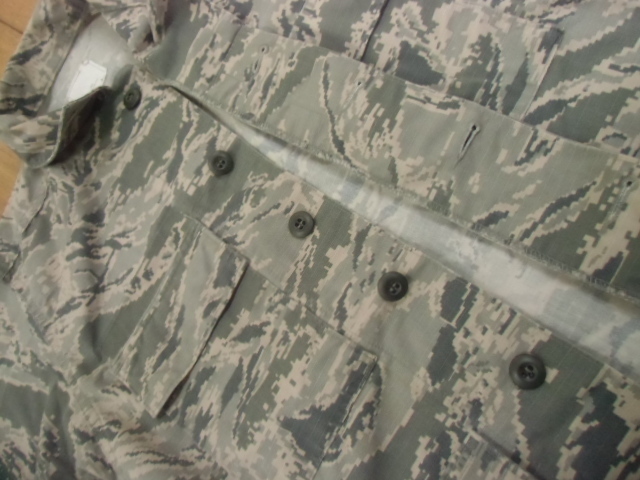 i-47 ミリタリー サバゲー 米軍放出品 AIR FORCE 迷彩服 作業服 ジャケット シャツ アメカジ カモフラ コンバット コスプレ 38S Mサイズ_画像4