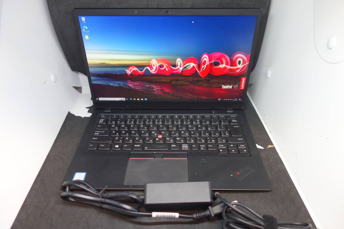 （220）Lenovo　ThinkPad X1 Carbon 6th 20KGS0JW00 Corei5-8350U 8GB SSD256GB Windows10Pro 14インチ フルHD ソフト400本バンドル_画像1