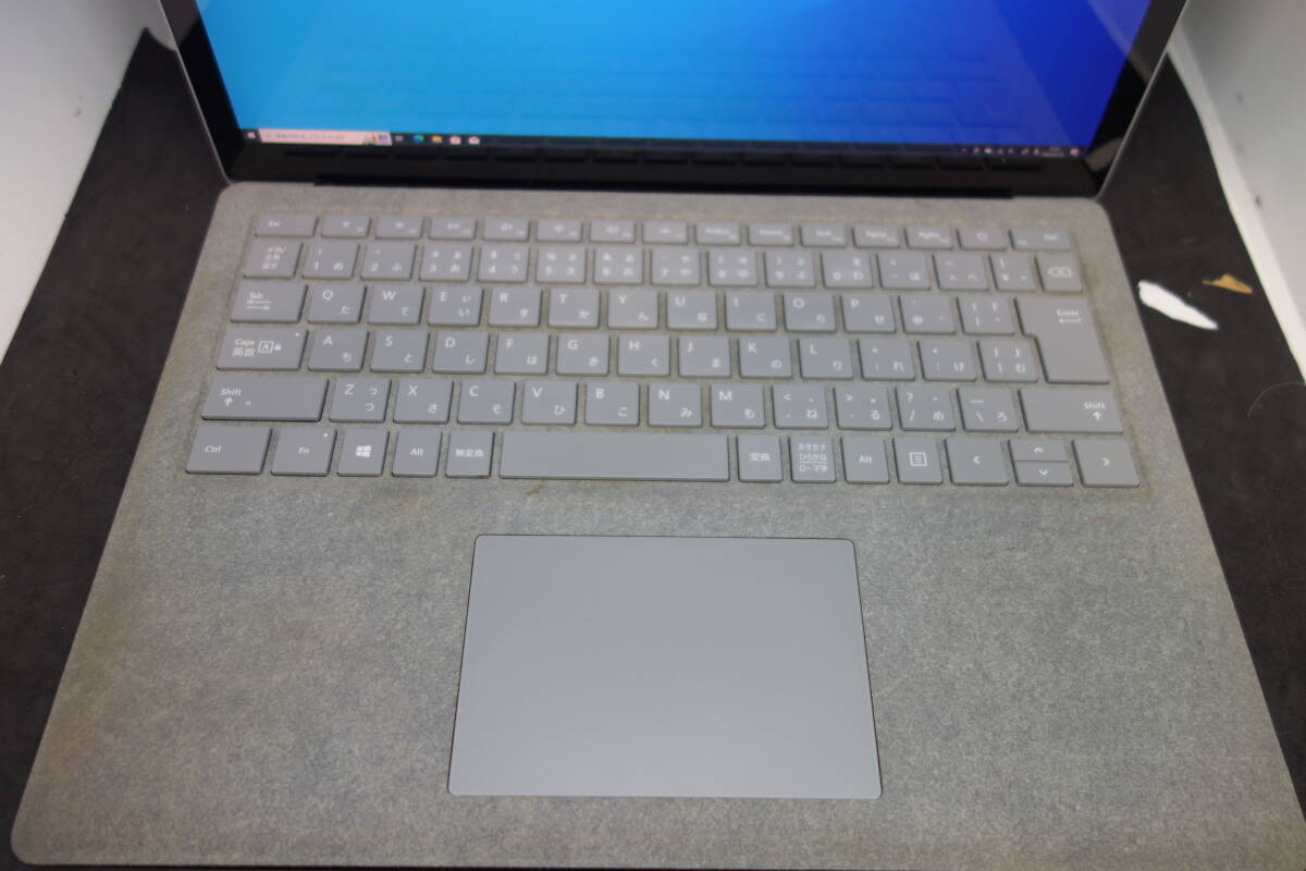（219）Microsoft　Surface Laptop2 1769 Core i5-8350U メモリ8GB SSD128GB NVMe Windows10Pro 13.5インチ ソフト400本バンドル_画像4