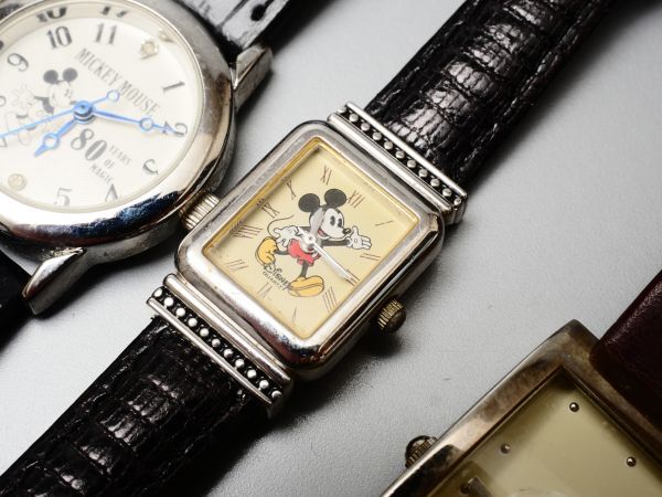 H018. Disney ディズニー ミッキーマウス 腕時計 電池切れ ディズニーストア Disney TIME WORKS 他 5点まとめての画像2
