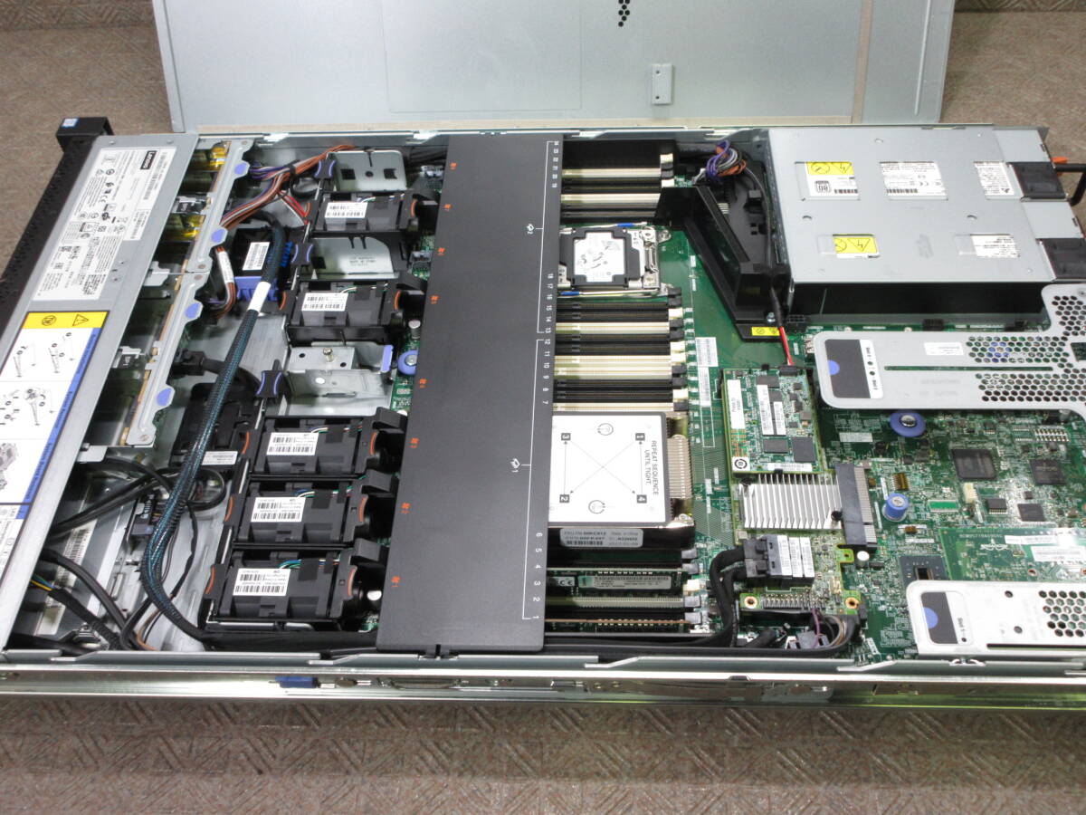 【※HDD無し】Lenovo IBM System x3550 M5 (8869-AC1) / Xeon E5-2630v4 2.20GHz / 32GB / DVD-ROM / ServeRAID M5210 / No.T460_画像3