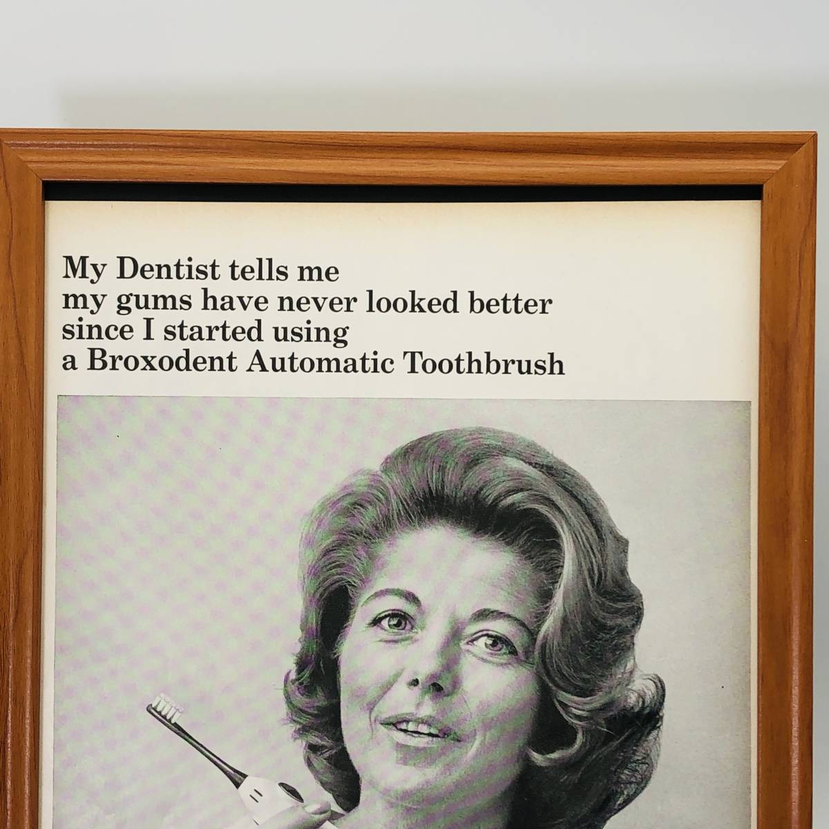 『 電動歯ブラシ 』ビンテージ 広告　60年代　フレーム 付 ポスター 当時物 額付 LIFE 雑誌 アンティーク