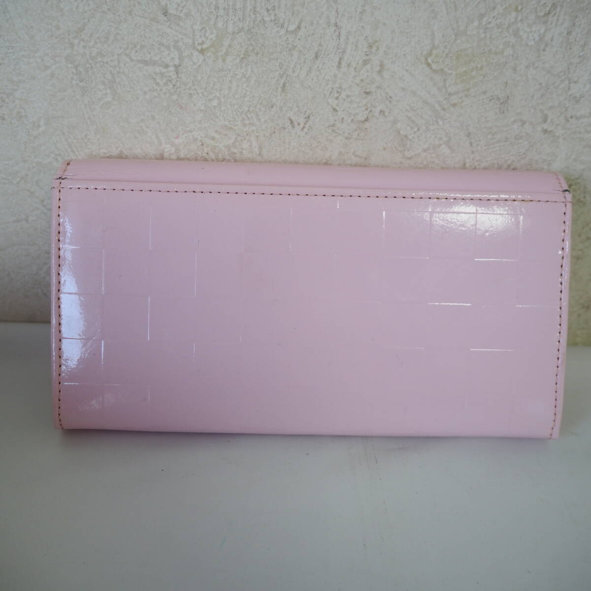 ◆未使用品*Courreges/クレージュ*市松デザイン*レザー*長財布*財布*ウォレット*ピンク◆_画像2