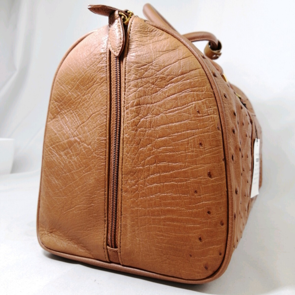 E $[ commodity rank :B] Gold metal fittings Ostrich leather original leather Boston / travel bag man and woman use bag travel bag Camel light brown group 