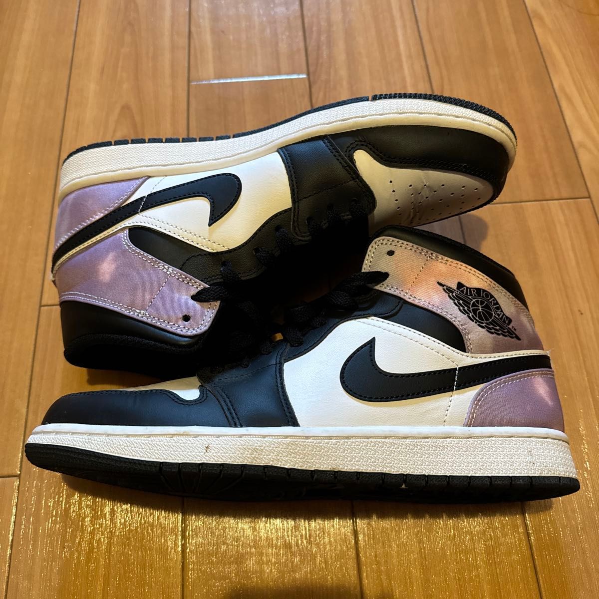 Nike Air Jordan 1 Mid SE "Tie Dye"ナイキ エアジョーダン1 ミッド SE "タイダイ"