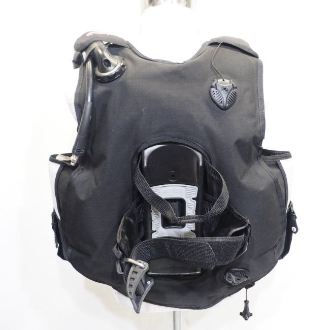 アクアラング パール BCD 女性用 サイズM 定価136,000円_画像3