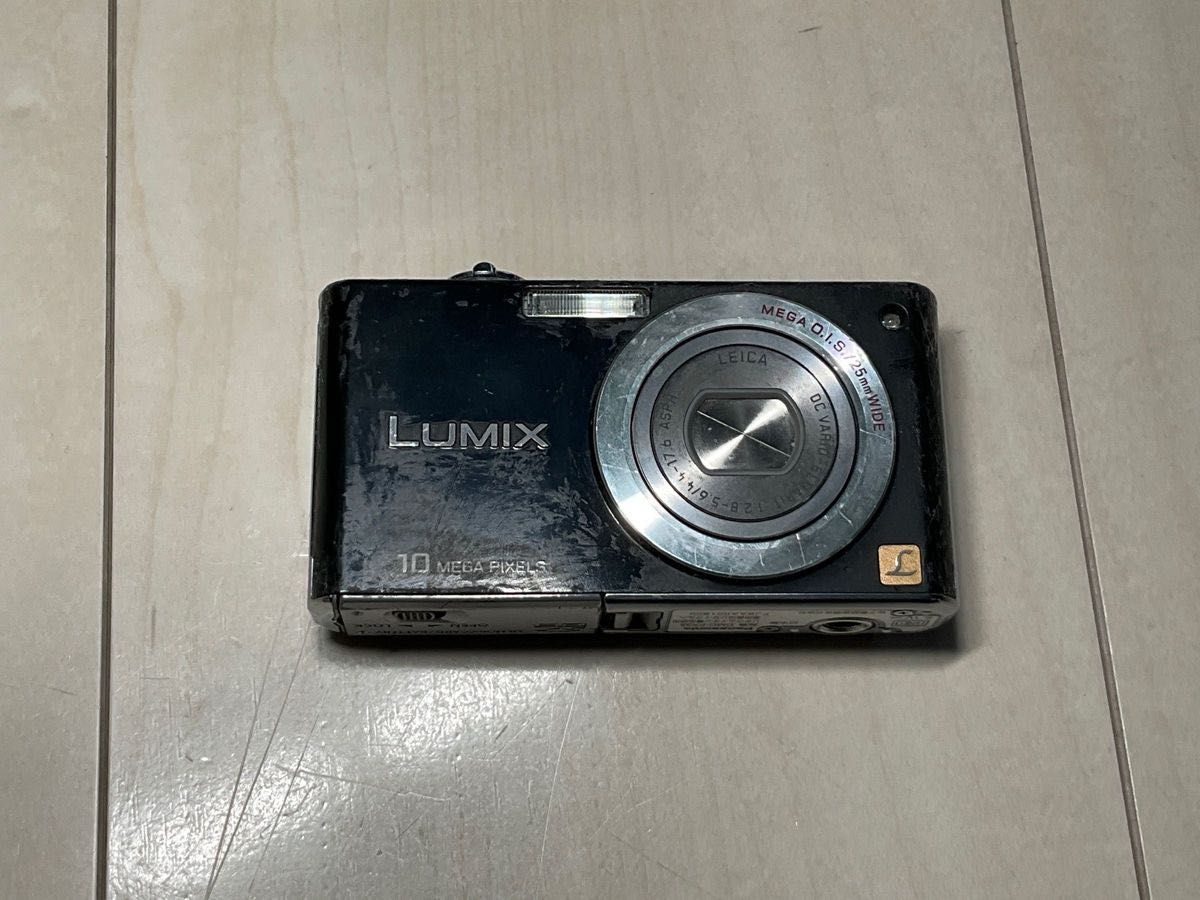 Panasonic LUMIX デジタルカメラ　DMC-FX35 コンパクトデジタルカメラ デジカメ