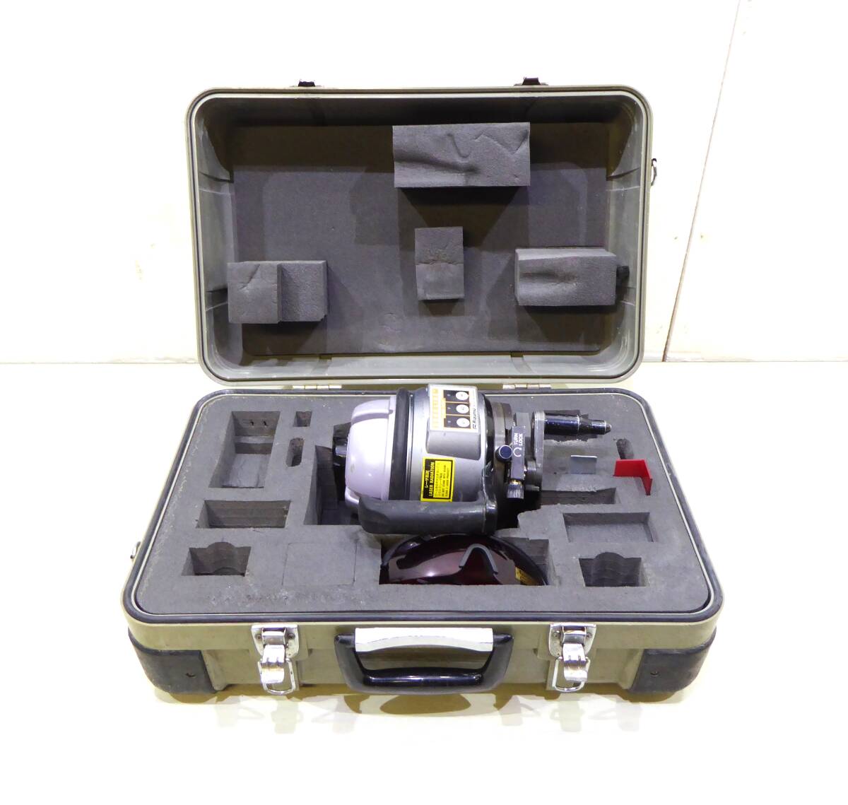 即日発送!!Rizumu ロボライン CP-S81 測量機器 レーザー墨出器（水平ライン360°、たち墨ライン4本、地墨点、鉛直）_画像10