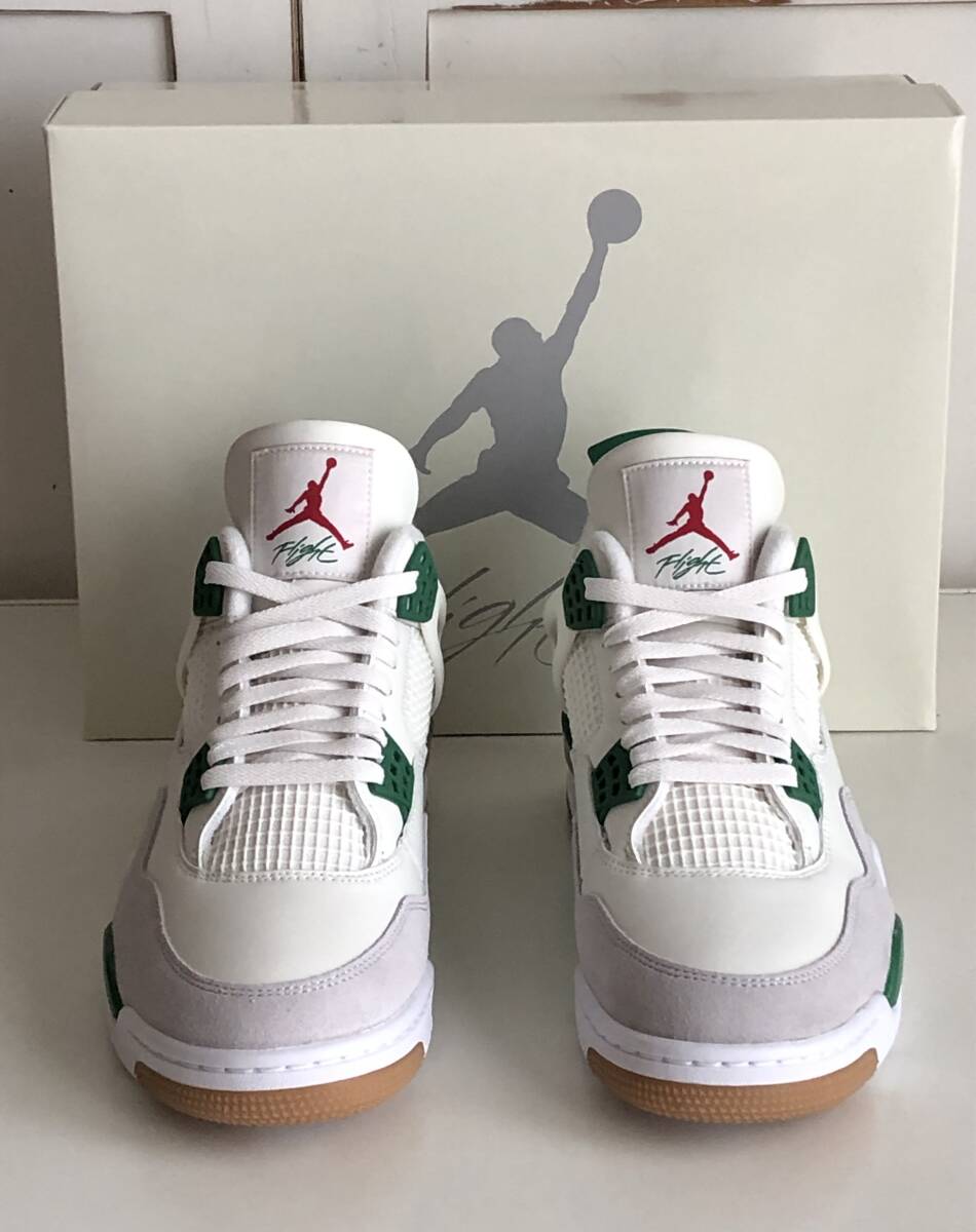 Nike SB × Air Jordan 4 Pine Green 29.0㎝の画像1