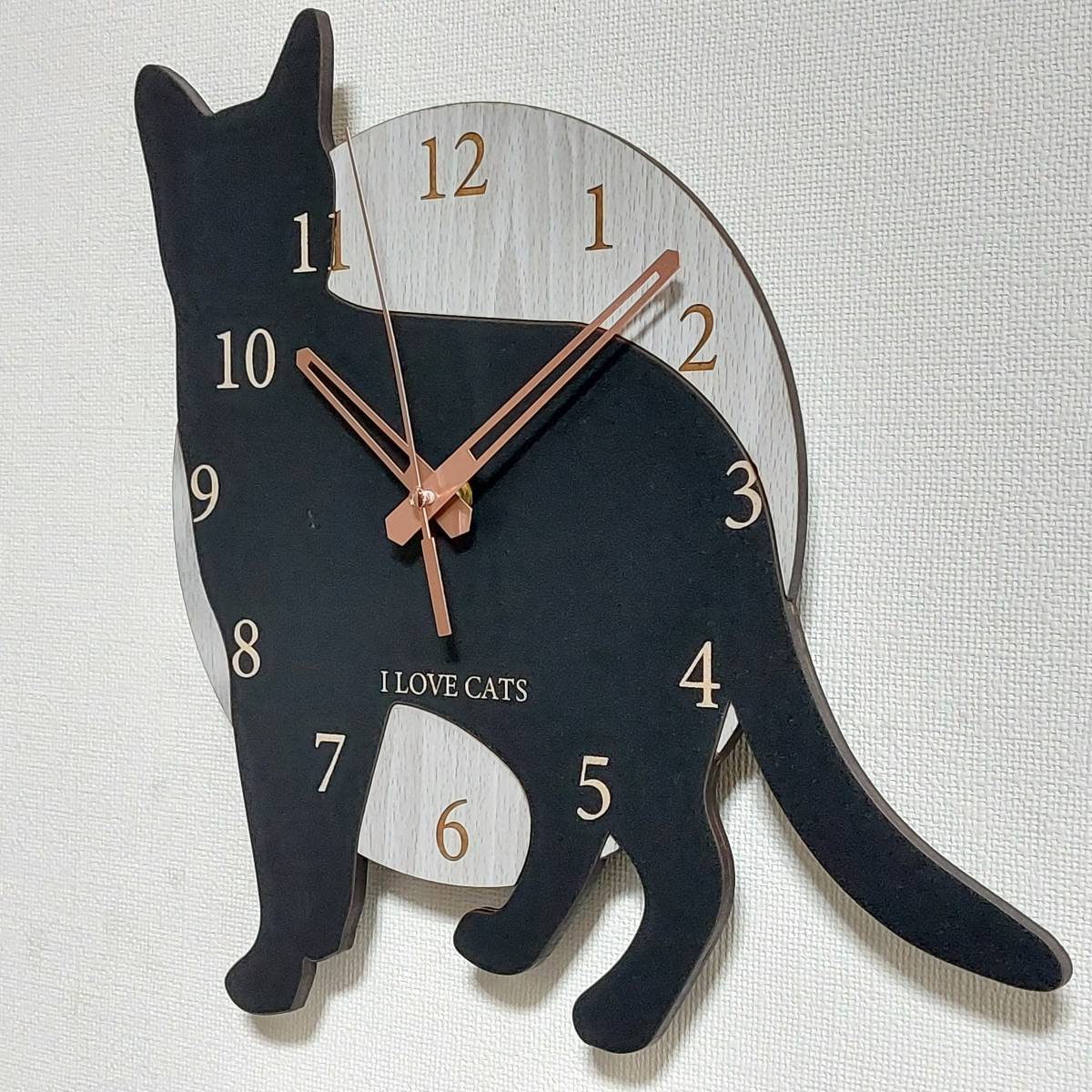 期間限定値下げ 文字入れ ねこちゃん はみ出し壁掛時計 猫3　黒　 静音時計_画像3