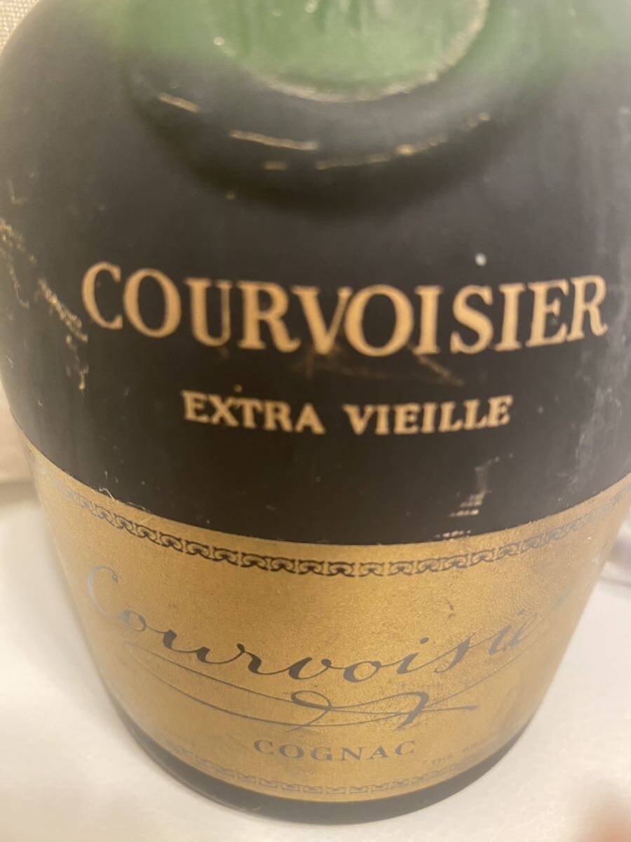 再出品　最終　古酒　未開封　COURVOISIER EXTRA VIEILLE 40° クルボアジュ コニャック 70ｃ_画像3