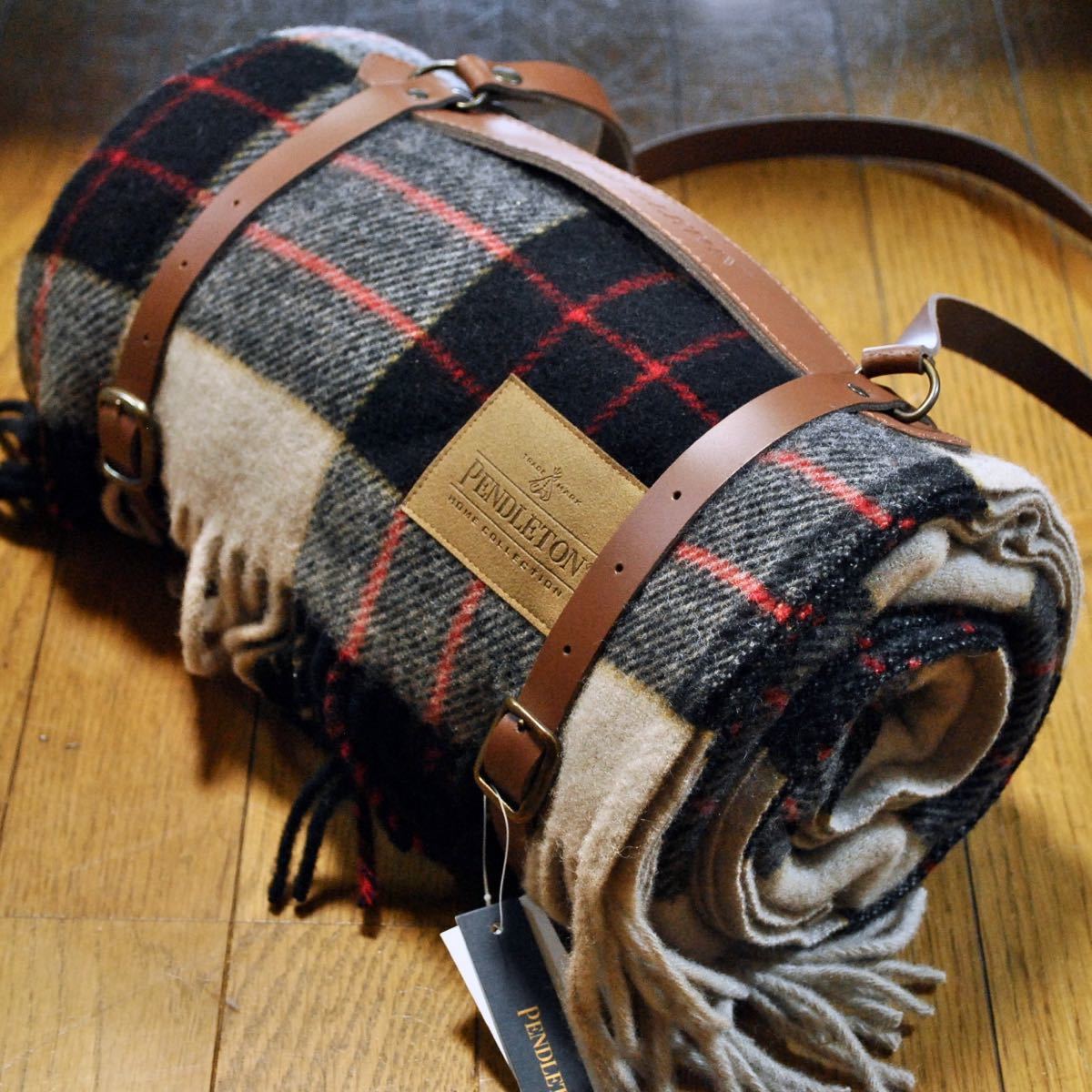 ペンドルトンPENDLETONモーターローブwithレザーキャリア【HILLSDALE PLAID】ウールブランケット アウトドア インテリア キャンプ