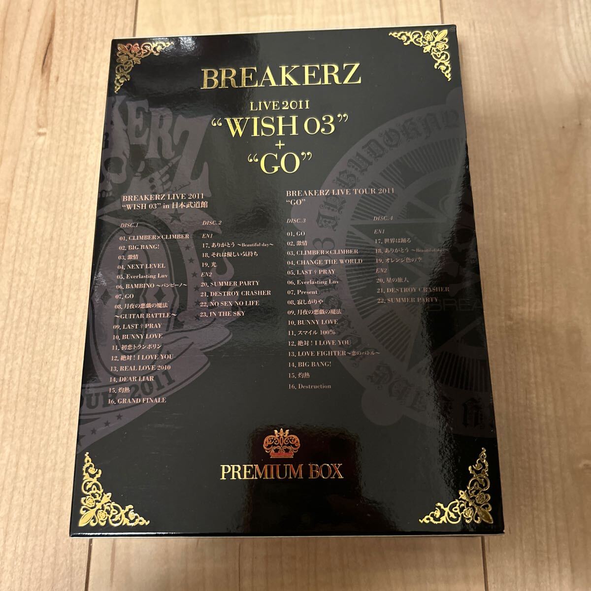 BREAKERZ「LIVE 2011”WISH 03”+”GO”PREMIUM BOX」完全限定生産盤 5DVD_画像5