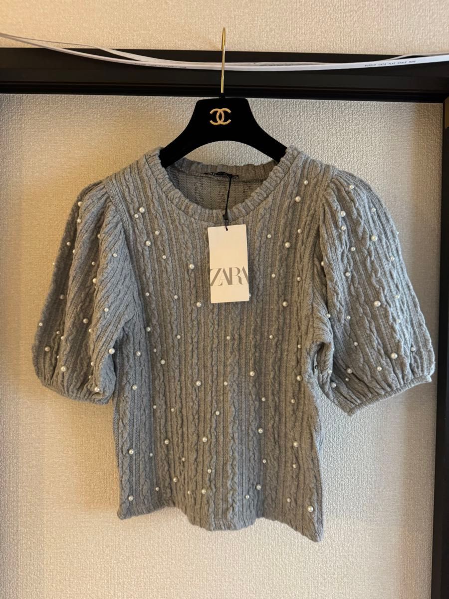 新品未使用タグ付き　ZARA パフスリーブ　パール　ニット セーター Tシャツ カットソー