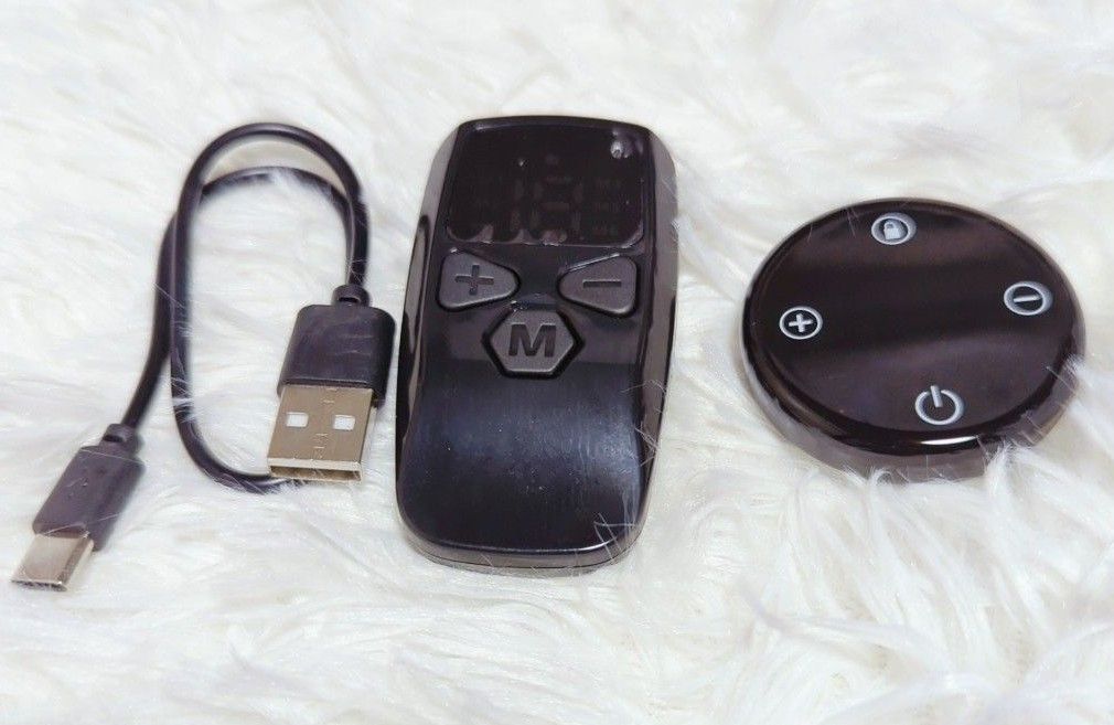 ●ジャンク品● EMS布製フットマット USB充電式 タイマー 