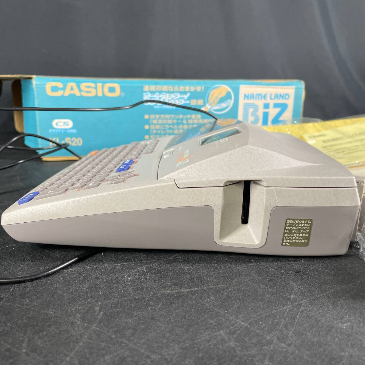 q72*中古 カシオ CASIO NAME LAND BiZ LABEL WRITER KL-S20 /TAPE: 6mm~24mm / ラベルライター ネームランド 印字できました 未検品現状品_画像5