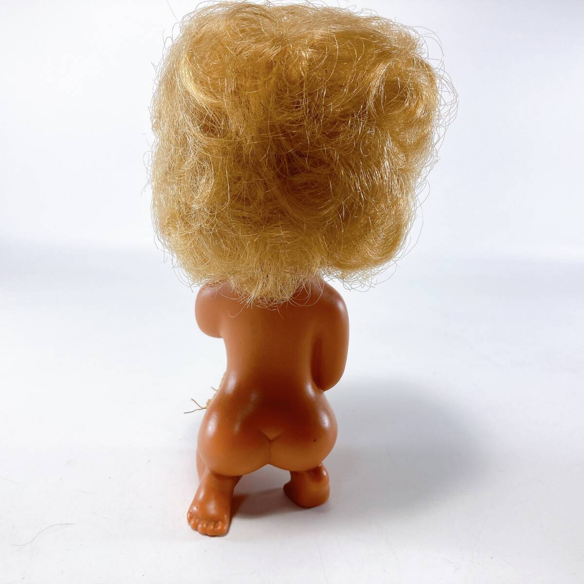 【当時物】裸婦 褐色 の 美女 ソフビ人形 タオル お風呂　ビンテージ レトロ_画像4
