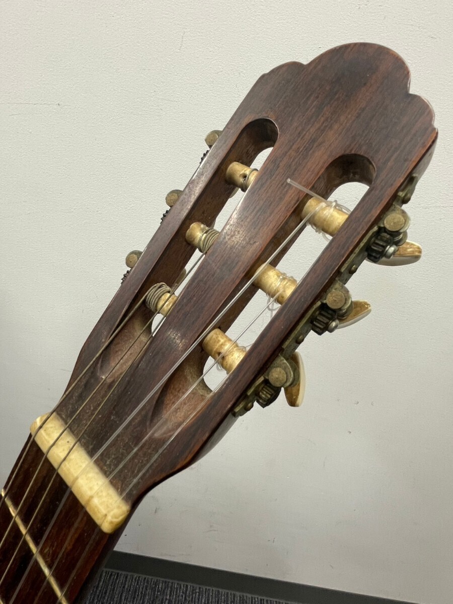 R 楽器 ギター SUZUKI スズキ アコースティックギター クラシックギター 弦楽器 音楽 器材 本体のみの画像5