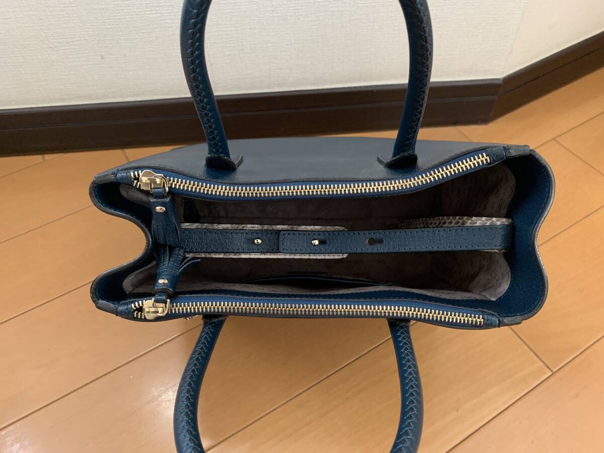 ★【ANYA HINDMARCH アニヤ・ハインドマーチ】レザートートバック・グリーン★_画像6