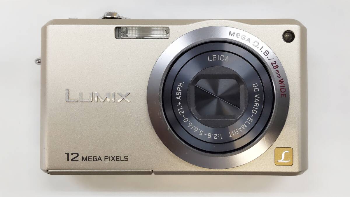 Panasonic コンパクトデジタルカメラ LUMIX DMC-FX100 1220万画素 ミラージュゴールド 社外バッテリー3個＆純正充電器付き 動作品！_画像2