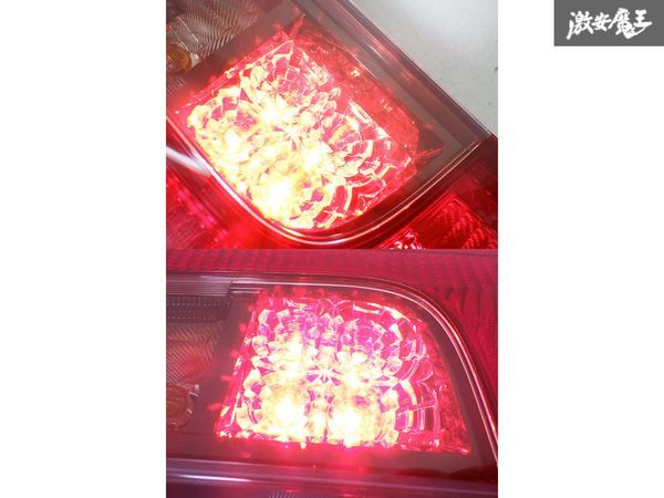 トヨタ 純正 ZRR80W ZRR85W 80 ノア エスクァイア 前期 LED テールランプ テールライト テール 左右セット KOITO 28-231 即納_画像9