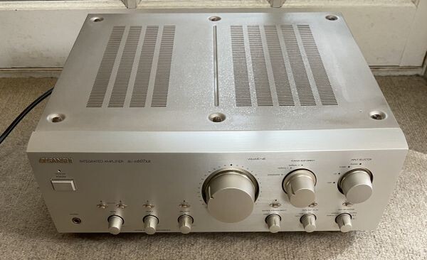 KB1271【動作確認済】SANSUI サンスイ AU-α607XR プリメインアンプ オーディオ機器 中古_画像1