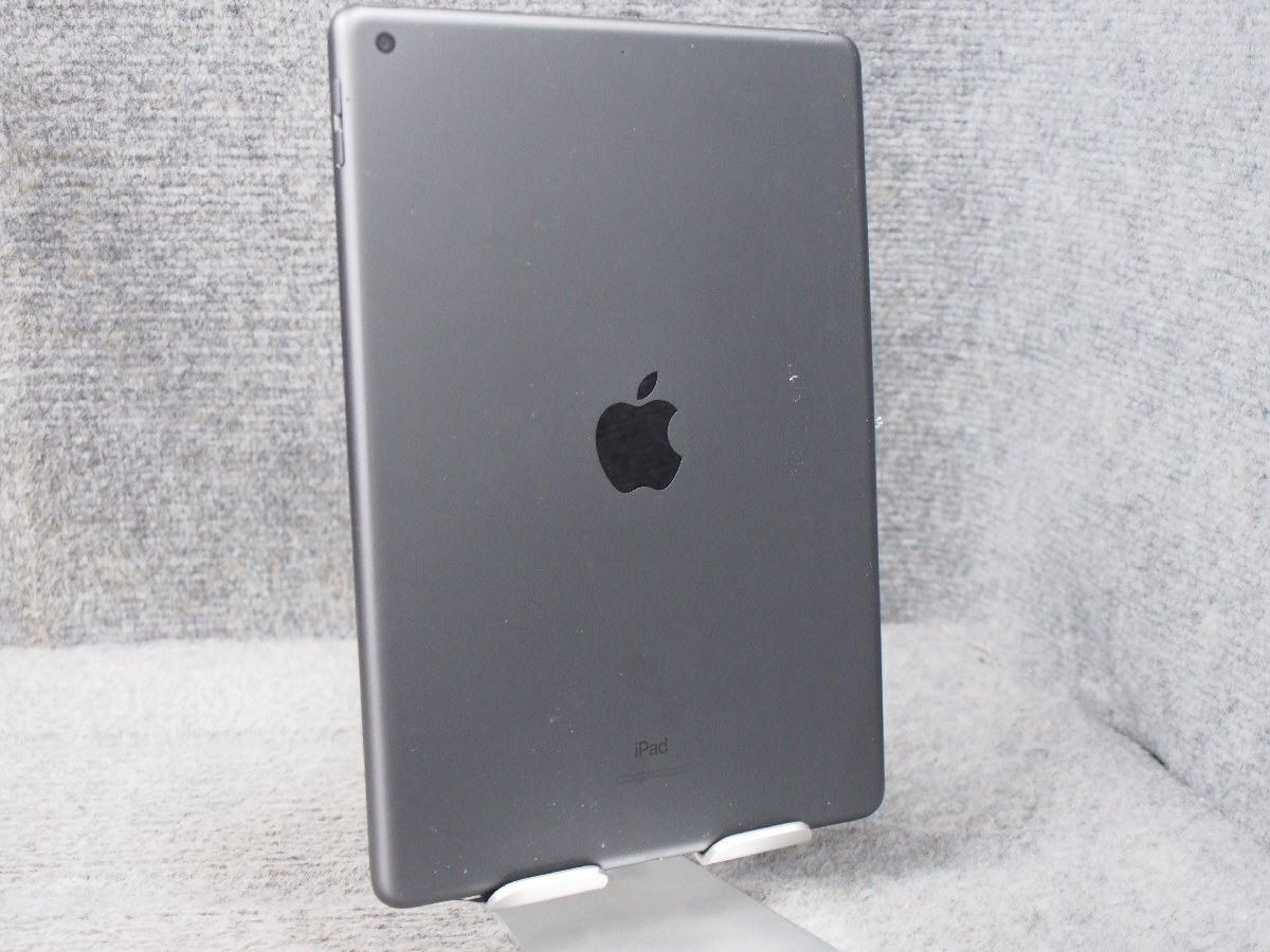 Apple iPad 第8世代 A2270 ガラス割れ 基盤無 起動不可 ジャンク D50202_画像1