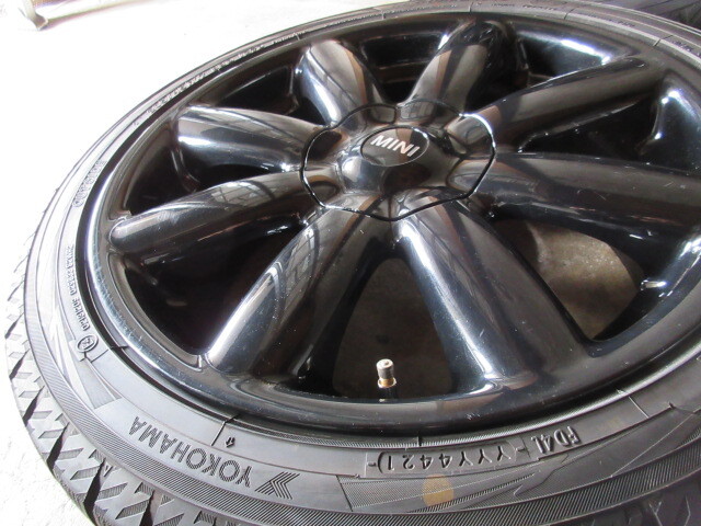 冬用+稀少,外車用set!! BMW ミニ MINI 純正 (17x7+48 4H/100) バリ溝(YOKOHAMA iG70/2021) 205/45R17 純正戻し 格安売切り!! 流用にも!! の画像3